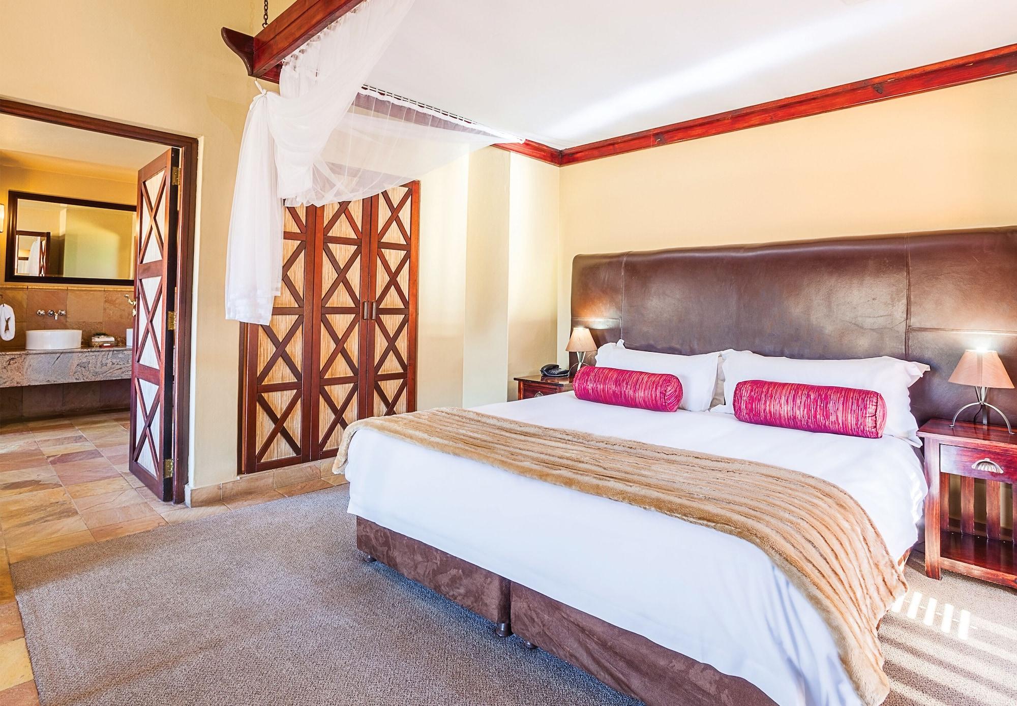 Kloofzicht Lodge & Spa Krugersdorp Exteriér fotografie A bedroom at the Kingdom Hotel