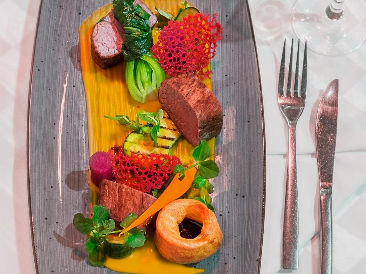 Kloofzicht Lodge & Spa Krugersdorp Exteriér fotografie A modern French dish